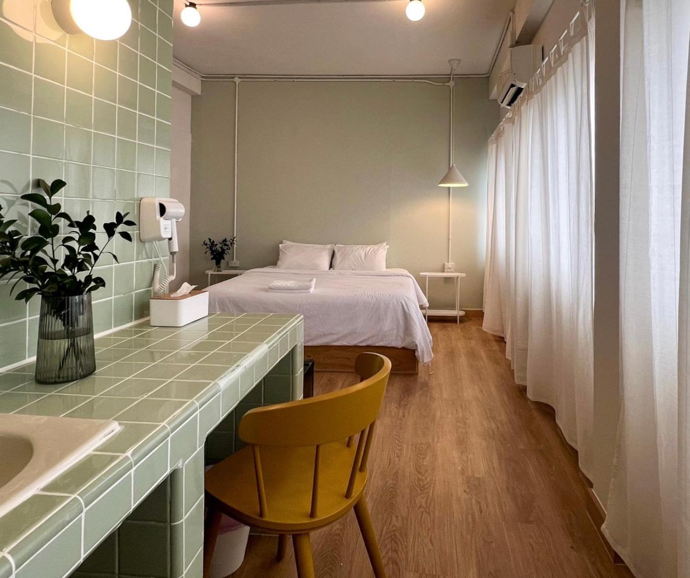 La Moon House Hotel Салая Екстериор снимка