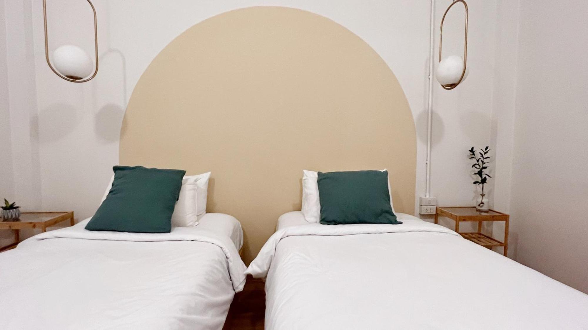 La Moon House Hotel Салая Екстериор снимка
