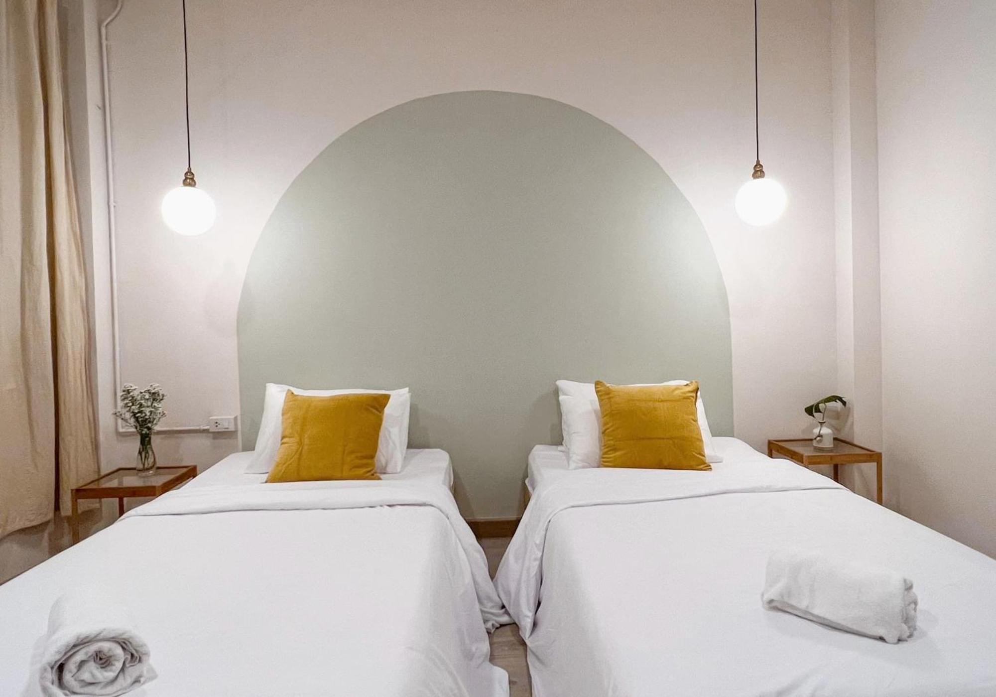 La Moon House Hotel Салая Екстериор снимка